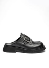 Lade das Bild in den Galerie-Viewer, Modischer Unisex Clog aus schwarzem Leder. Die deutlichen Merkmale des Schuhs sind die leichte Plateausohle aus EVA-Material, die weiße Naht auf der Schuhfront sowie die silberfarbene Monk-Schnalle.
